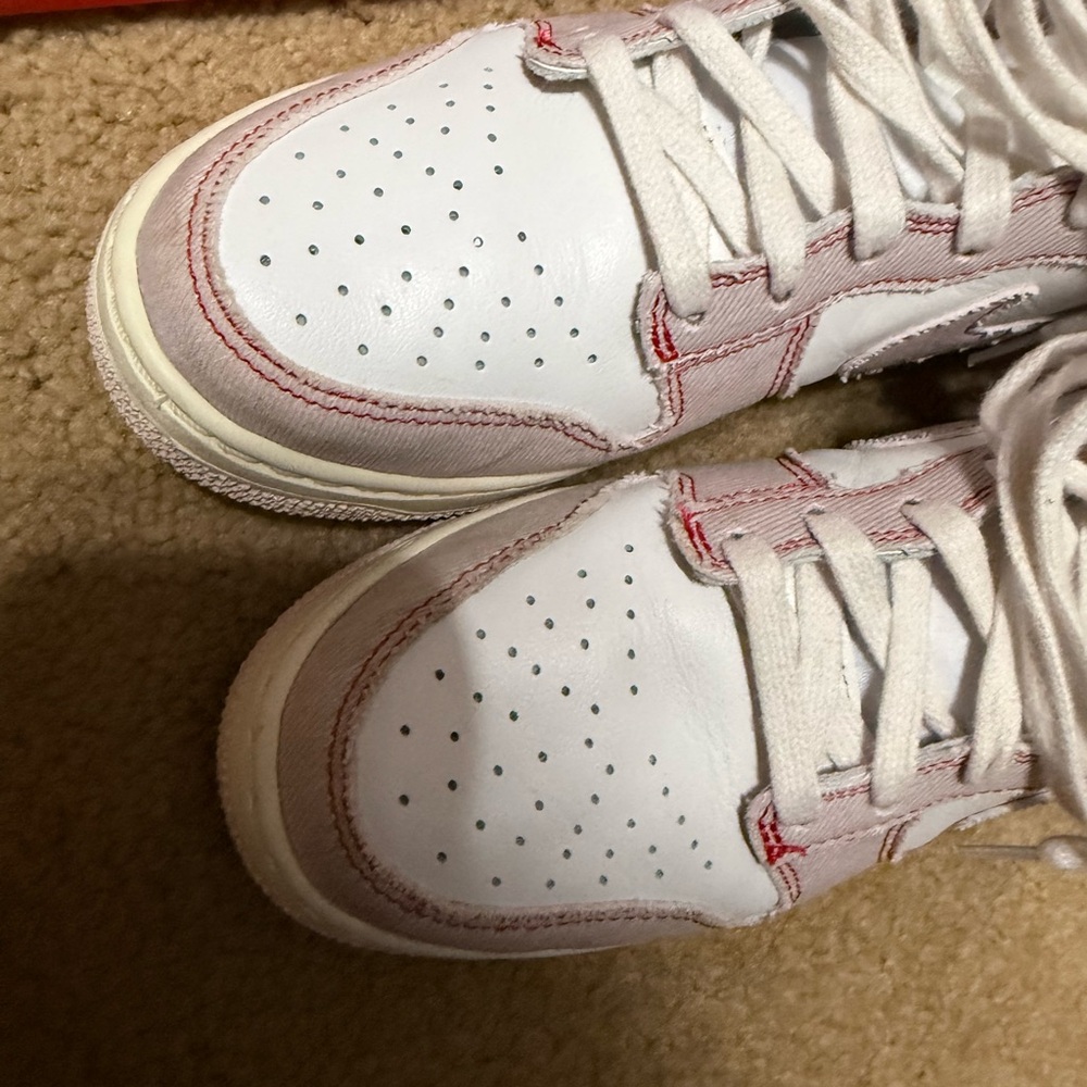 Nike Dunks - image 3